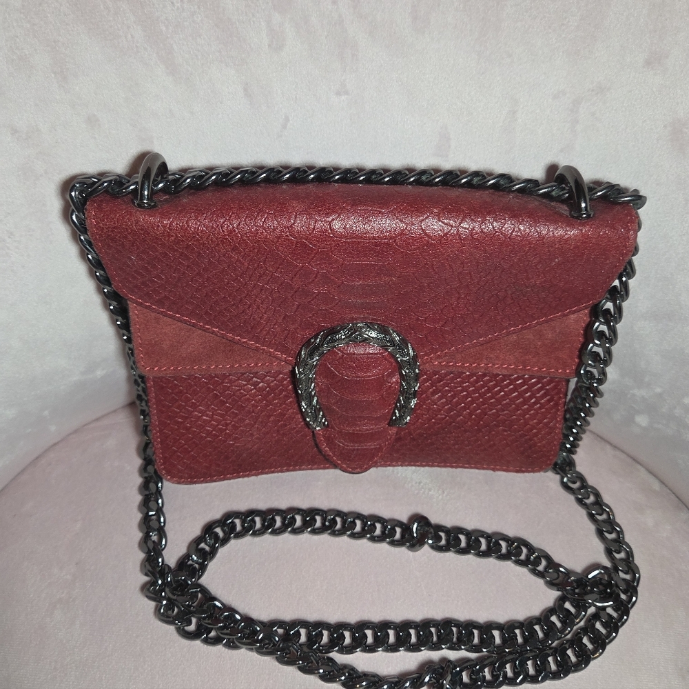Red Genuine leather purse - Picture 2 of 8